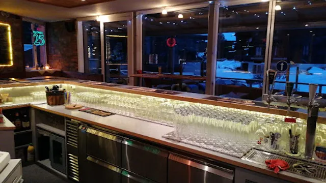 Mountain-Café Schwinli-Bar