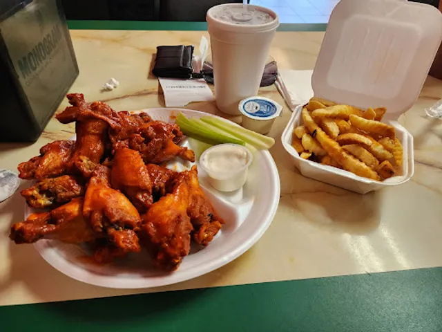 D J's Wings & Things
