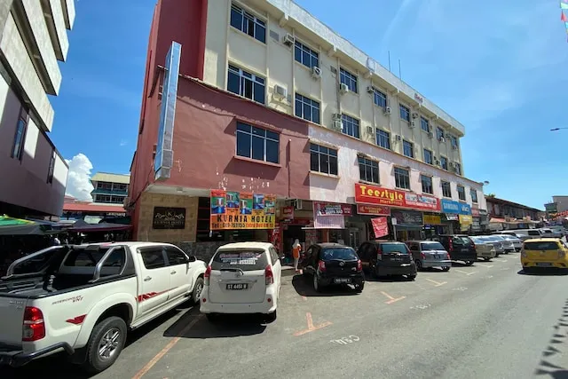 OYO 89997 Kurnia Hotel