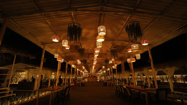 Area 96 Riverside Restaurant