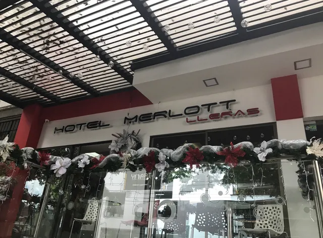 Hotel Merlott Lleras
