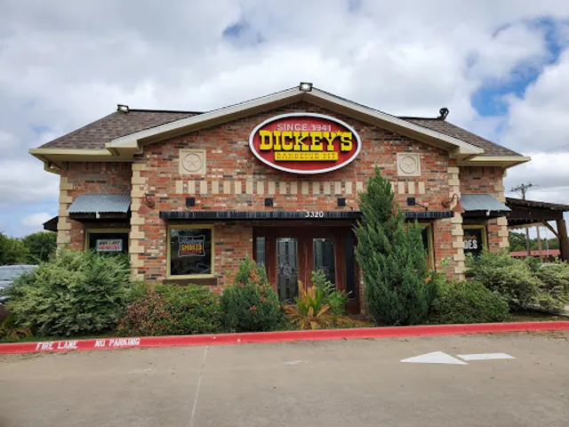 Dickey's Barbecue Pit