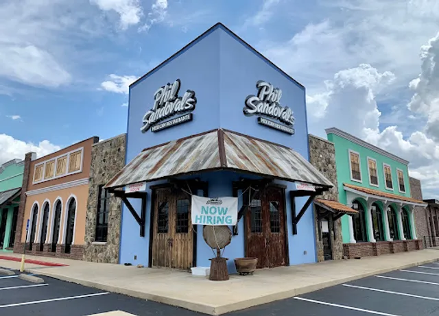 Phil Sandoval's Mexican Restaurante