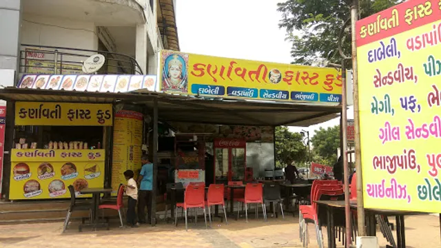 Karnavati Fast-food
