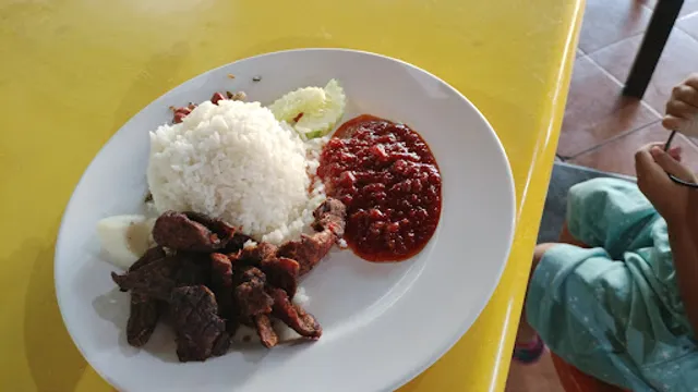 Nasi Lemak Kak Yah