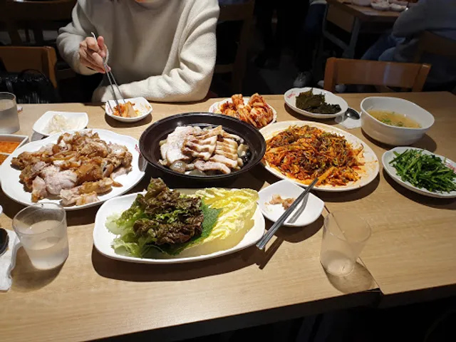 토시래사당역점