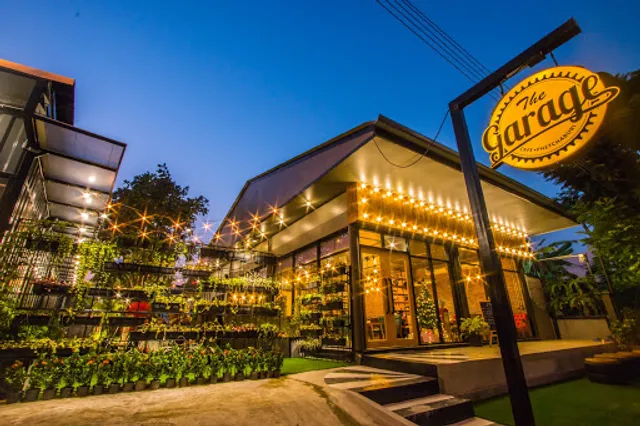 The Garage Cafe