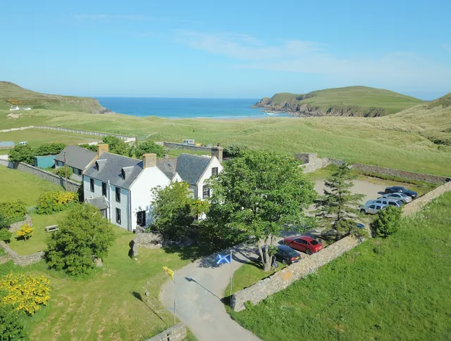 Farr Bay Inn | Rooms, Cottages & Serviced Accommodation