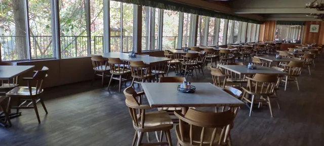 Sandstone Arches Restaurant