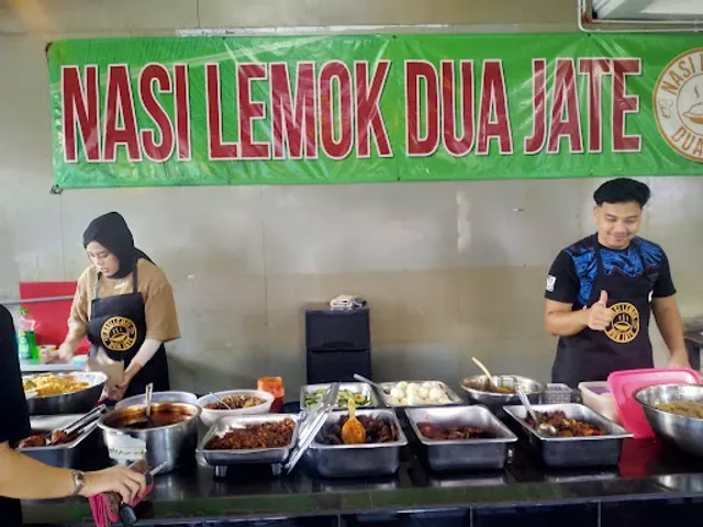 Nasi Lemak Dua Jate & Nasi Kak Wok Dua Jate