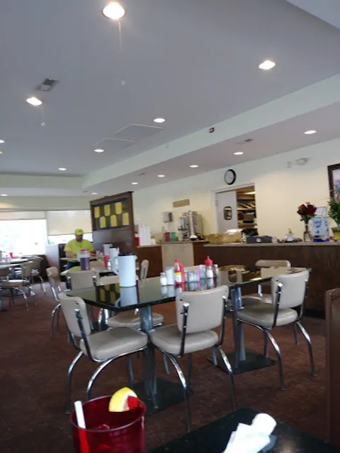 Travelers Restaurant