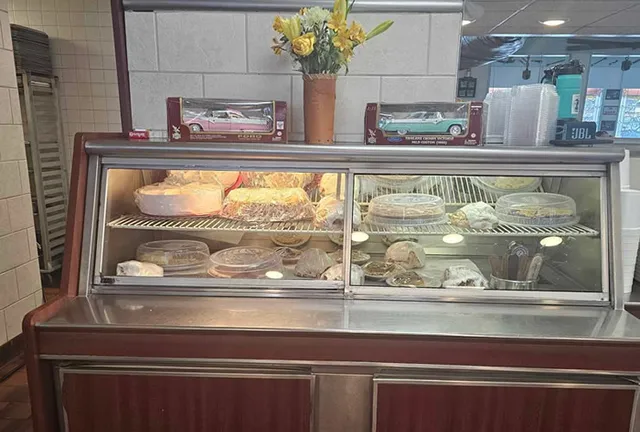 Fred's Up North Dining & Truck Stop