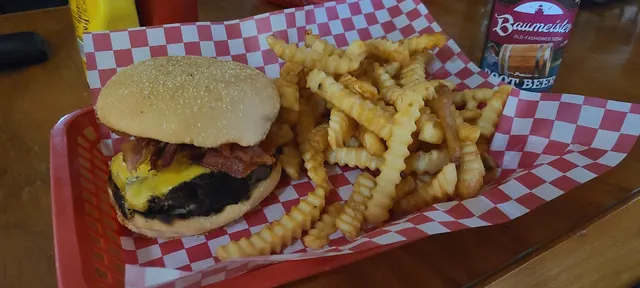 Sandy Corners Bar & Grill