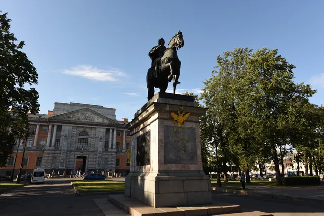 Инженерный сквер