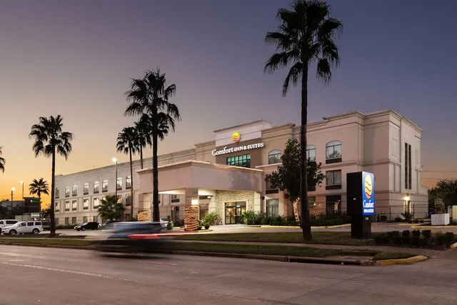 Comfort Inn & Suites SW Houston Sugarland