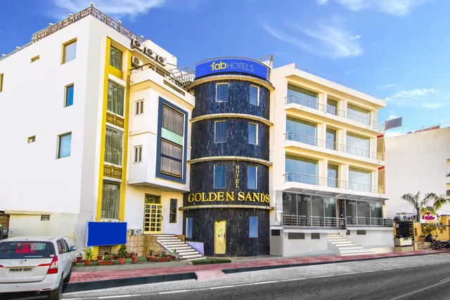FabHotel Golden Sands