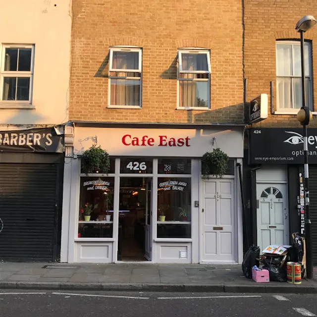 Café East