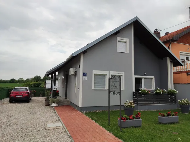 Apartmani "Ana" Vukovar