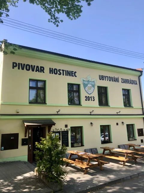 Hostinec a Pivovar Pod Lípou