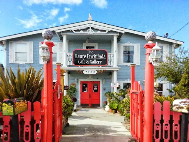 Haute Enchilada Café, Gallery & Social Club