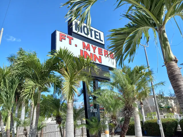 Fort Myers Inn Motel & Hotel