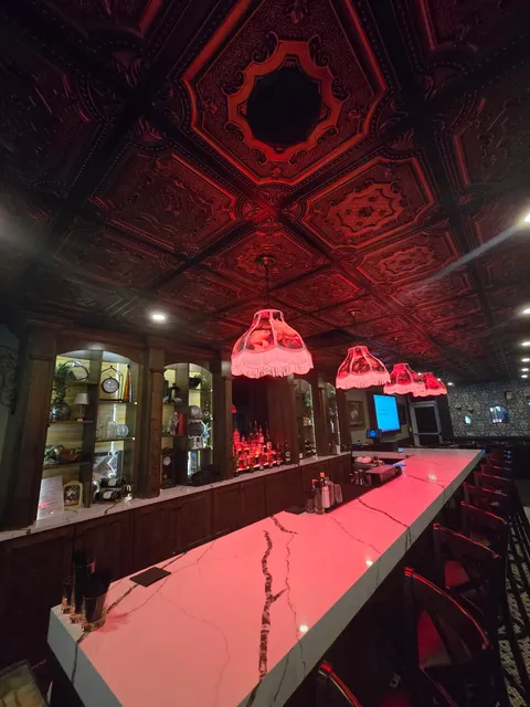 Big Easy Restaurant & Bar