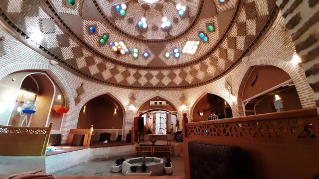 رستوران سنتی کهن