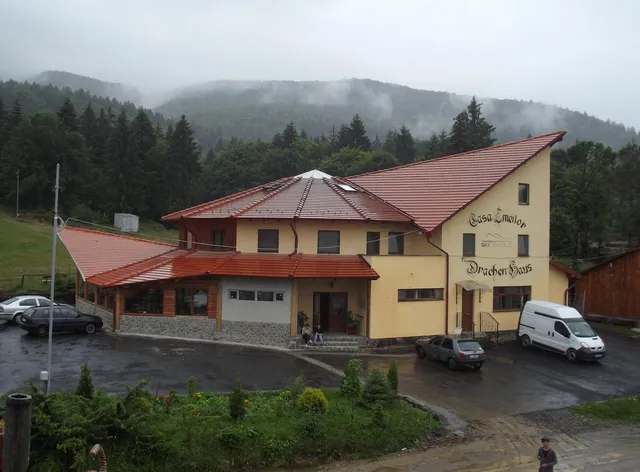 Casa Zmeilor Pensiune-Restaurant