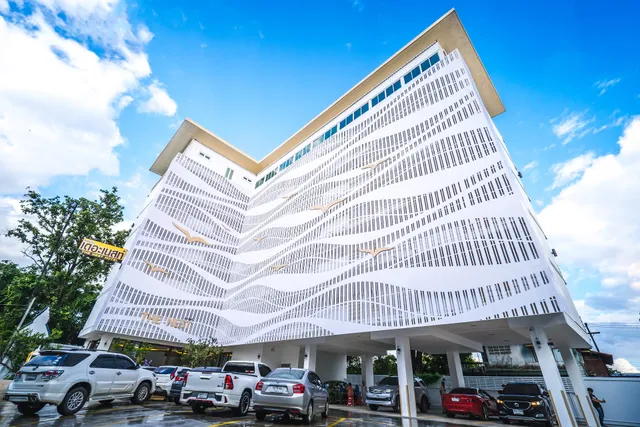 โรงแรมเดอะเนสท์ นครพนม