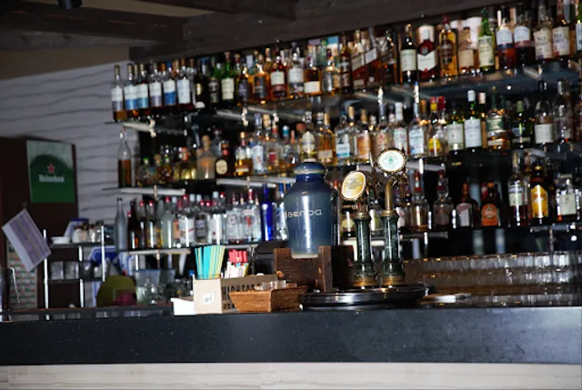 Darts＆Sports Bar｜Benoa Yokohama HAMABOWL EAS