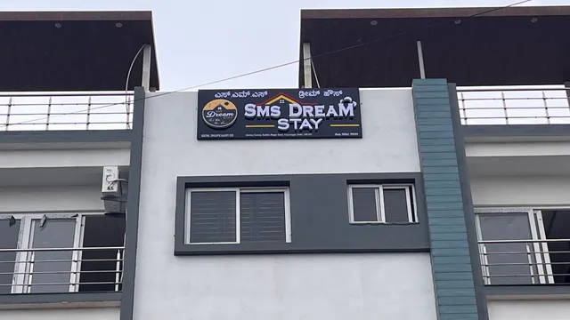 Sms Dream Stay Service Apartment in Hubballi