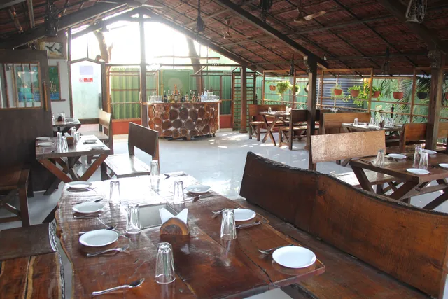 City Forestt Family Restaurant & Bar