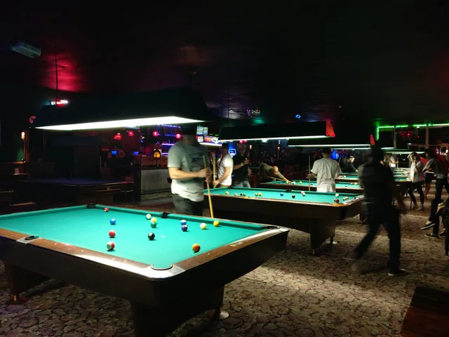 Billiard Plaza