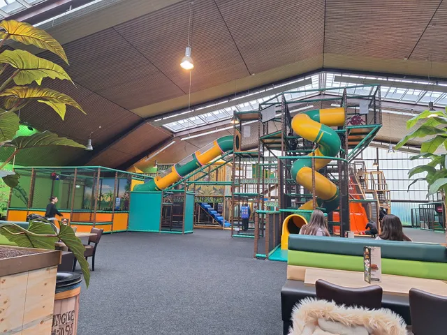 Monkey Town Gelsenkirchen | Indoor Spielplatz