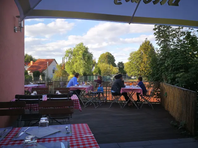 Pizzeria & Trattoria Momenti Italiani