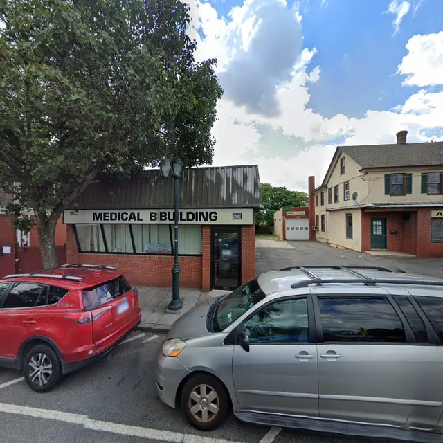 Dr. Emmanuel Decade DO