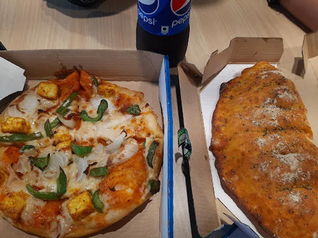 Domino's Pizza | Forum Business Centre, Bhatagon