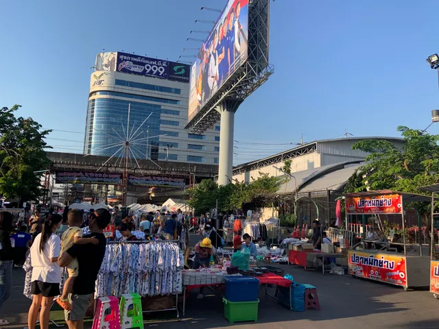 Saturday Night Market