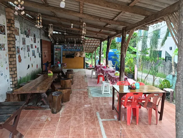 Yah Thai Food Restaurant