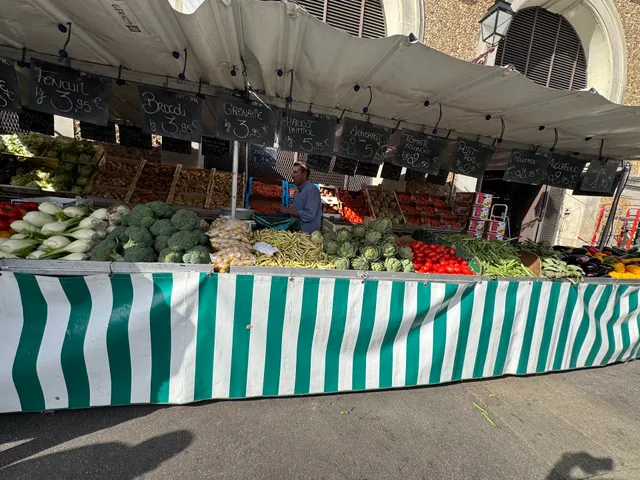 Les HALLES DE VERSAILLES par Marketbox