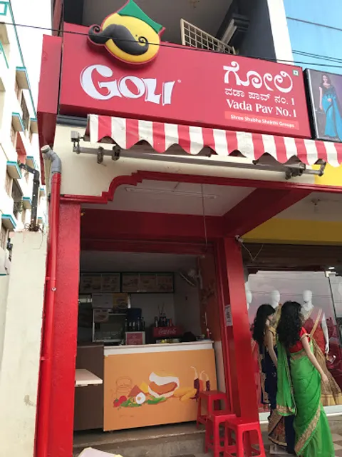 Goli Vada Pav No1