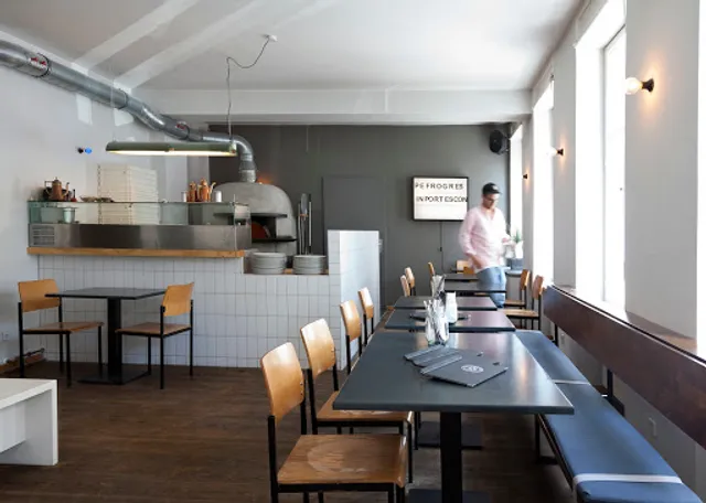 Standard Serious Pizza