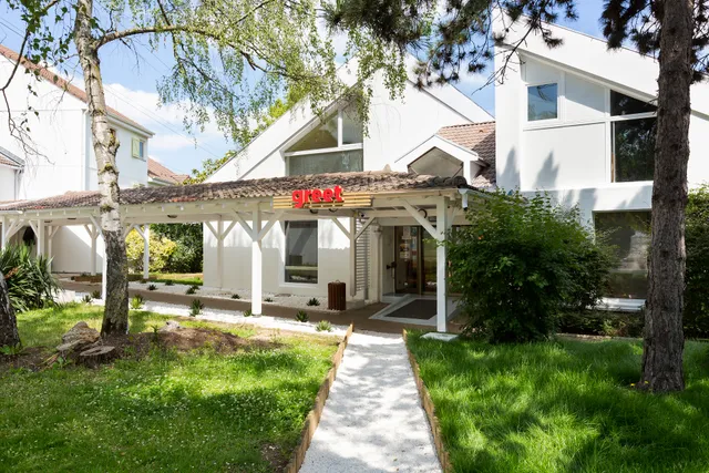 Greet Hotel Villeneuve La Garenne