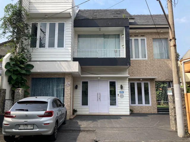 Griya Shanta Guest House C236