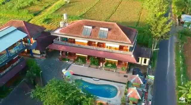 Batuque Town Villa 2