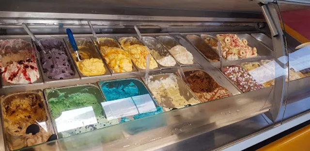 Mimi's Ice Cream Factory