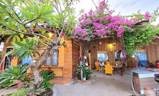 Nhà Xinh Sơn Hải beach homestay