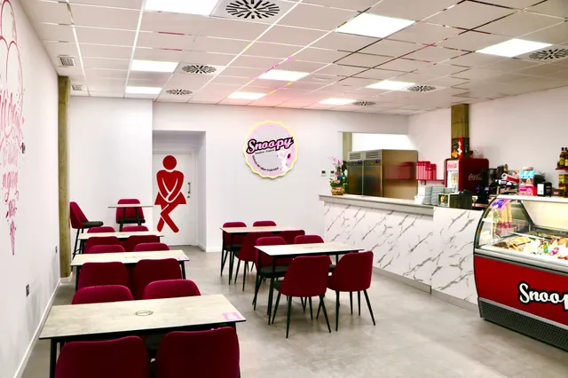 Ice Cream Creperie Snoopy