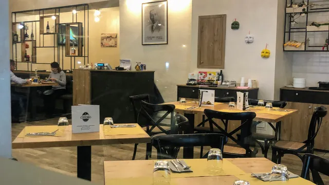 Pizzeria Condurro - Via D’Annibale