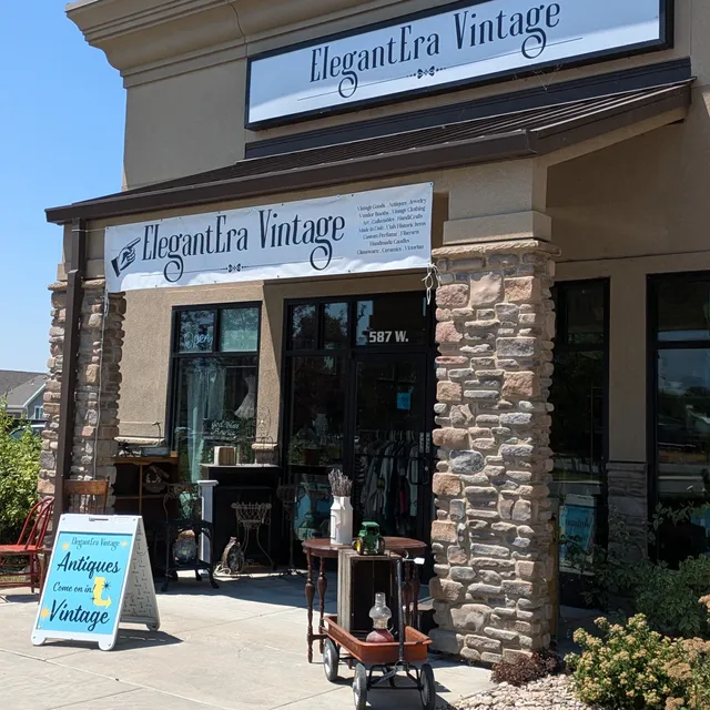 ElegantEra Vintage
